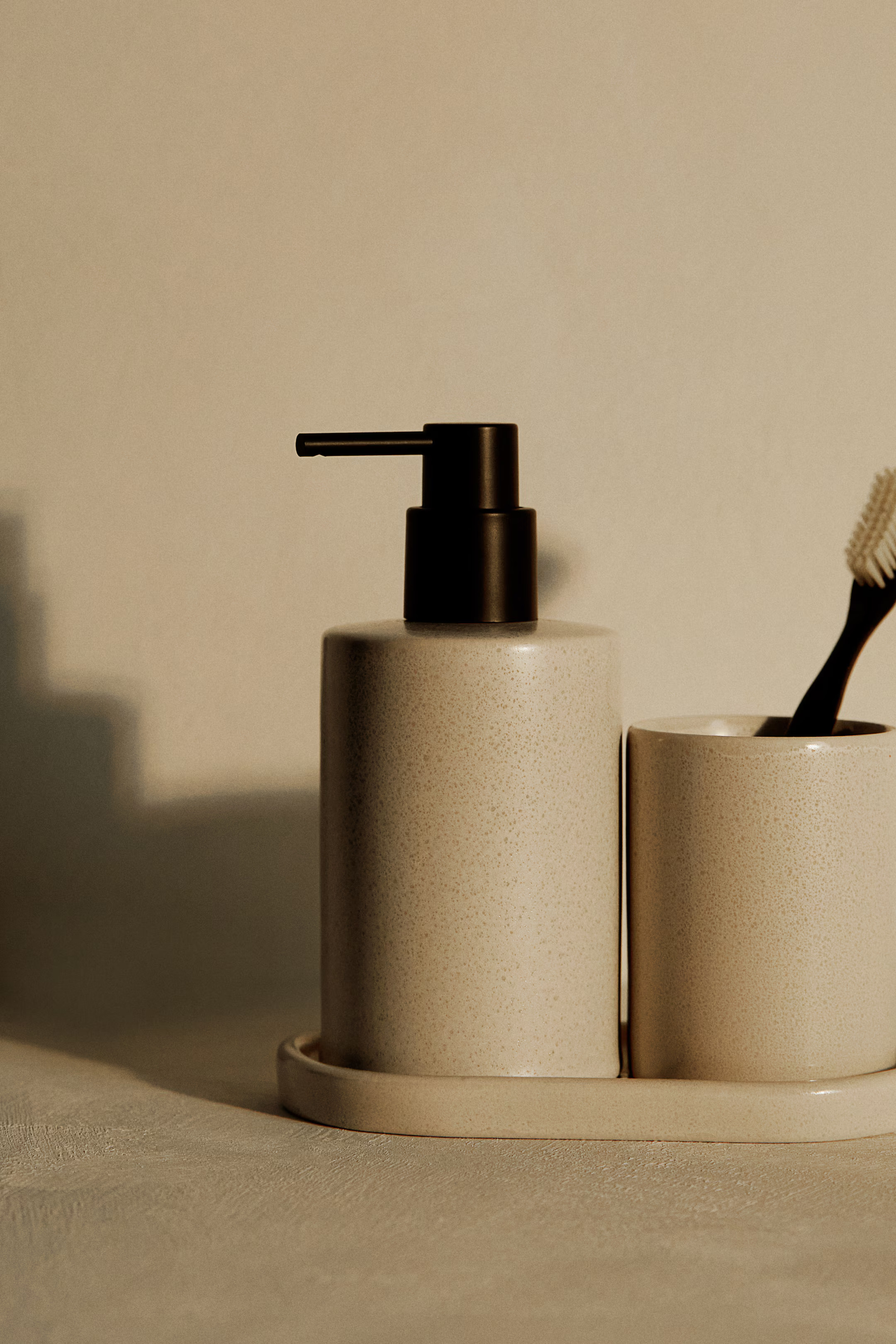 Stoneware Soap Dispenser | H&M (US + CA)