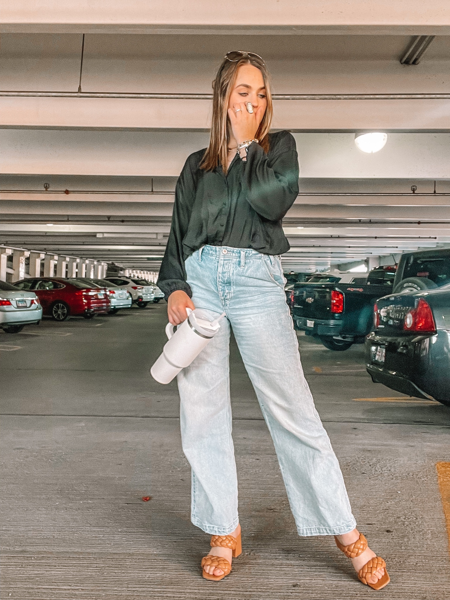 Another really great staple outfit for any time of the year! 

Wearing a small i  the top from H&M 

I will link similar jeans and shoes! 

Work outfit/ work wear/H&M/teacher outfits/spring shoes/ootd/everyday style/ outfit ideas/ affordable fashion 


#LTKshoecrush #LTKstyletip #LTKworkwear
