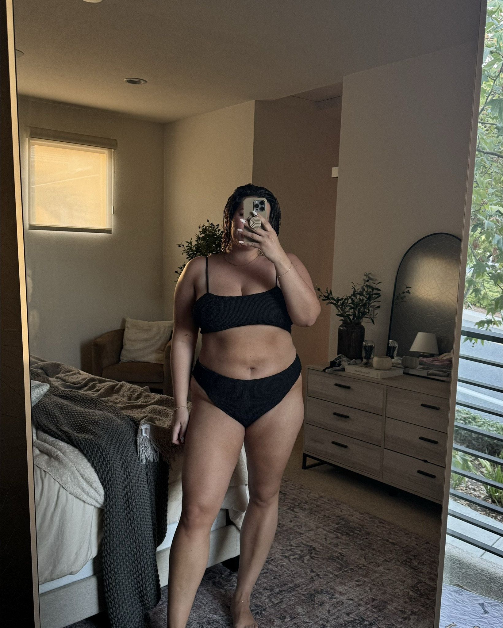 self tan faves ☺️✨ VANESSALT - for free Deluxe Applicator Mitt