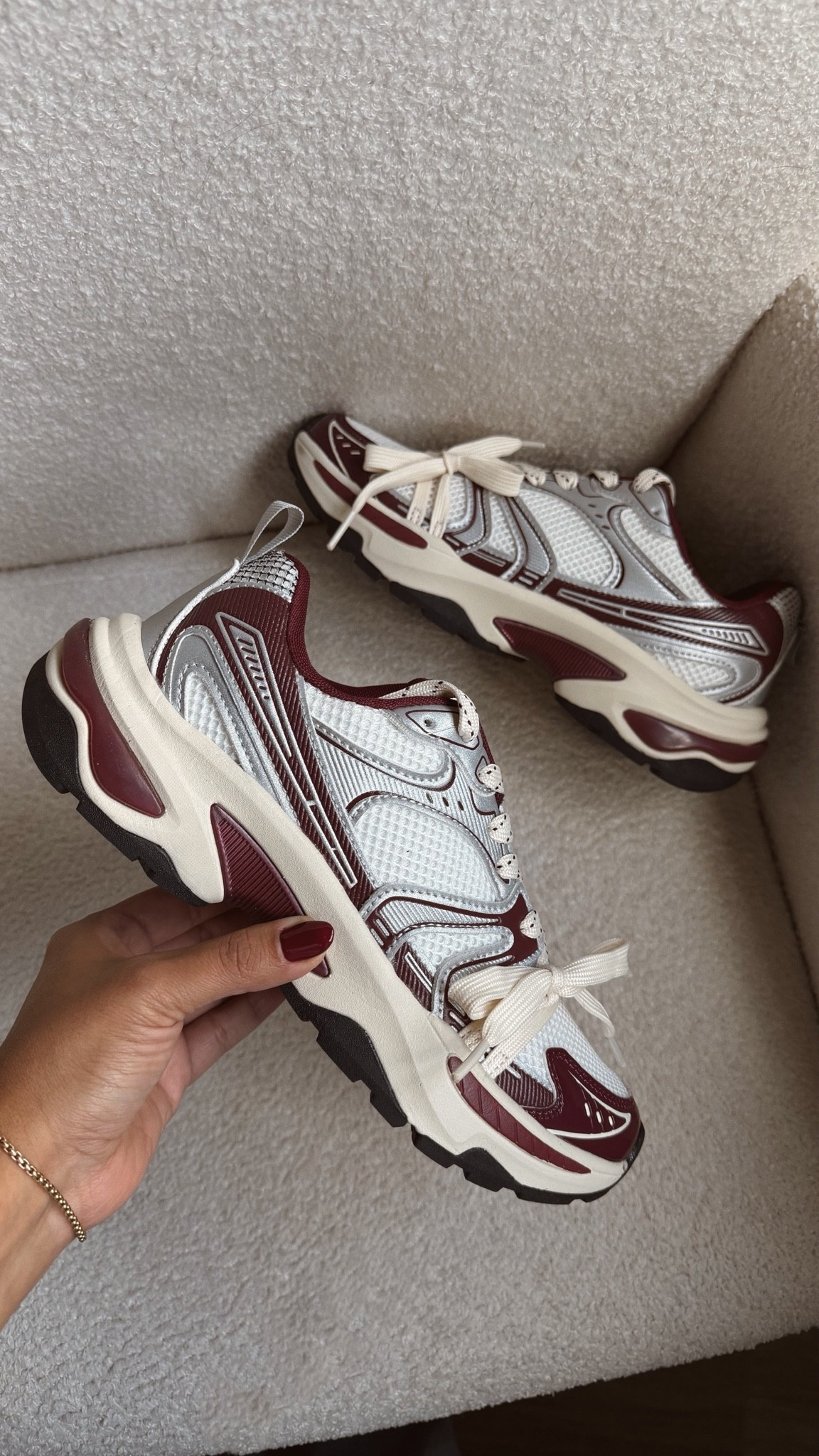 Selling fast! But had to share these ADORABLE dad sneakers with the pretty bow detail & perfect burgundy color for fall 🤎they run TTS!

#sneakers #dadsneaker #burgundy #fall #fallsneaker #walmart #walmartfashion

#LTKActive #LTKSeasonal #LTKootd