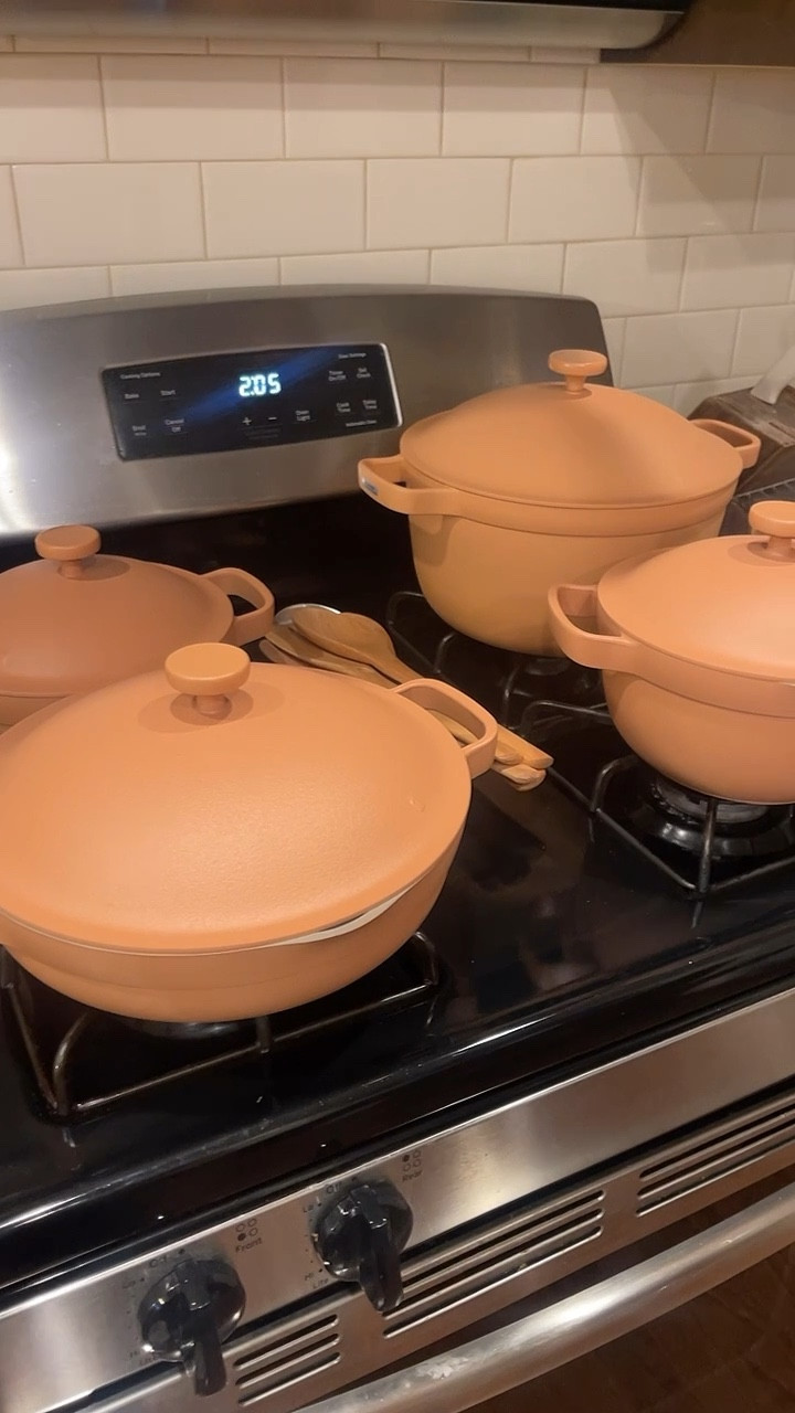 My newest kitchen obsession. This gorgeous set is still on major sale. Perfect gift for the holidays! 🍳 #cookware #ourplace #alwayspan

#LTKVideo #LTKhome #LTKGiftGuide