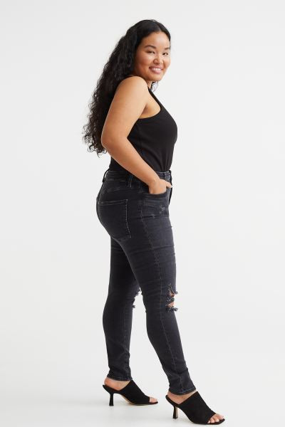 True To You Skinny Ultra High Ankle Jeans | H&M (US + CA)