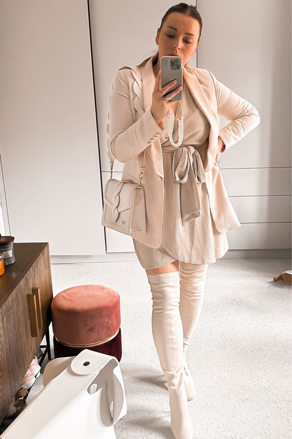 blazer, dress, + over the knee high boots look

outfit inspiration, autumn style, H&M, Josh V, Netherlands. 

#LTKeurope #LTKU #LTKstyletip