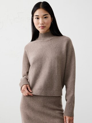 Oversized Turtleneck Cropped Sweater | Banana Republic Factory