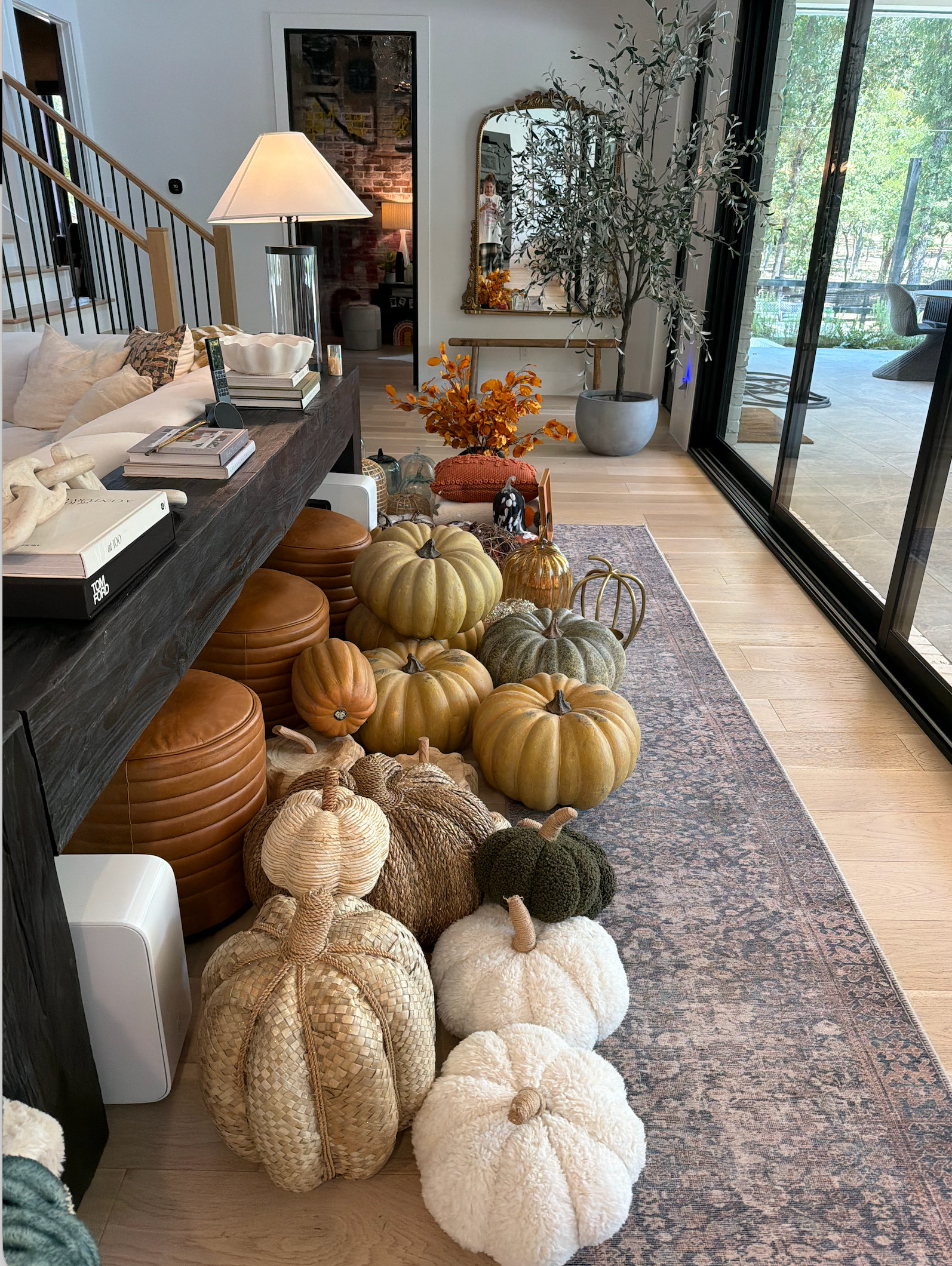 getting out the fall decor!!

fall, halloween, itnrerior design, home decor 

 #LTKSeasonal #LTKHome