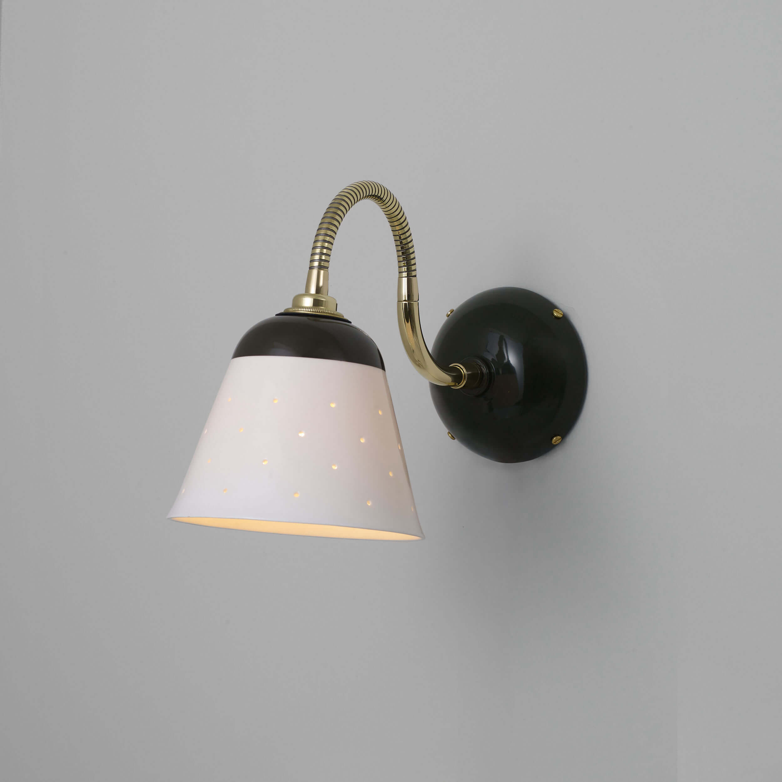 Alma Wall Light | Original BTC US