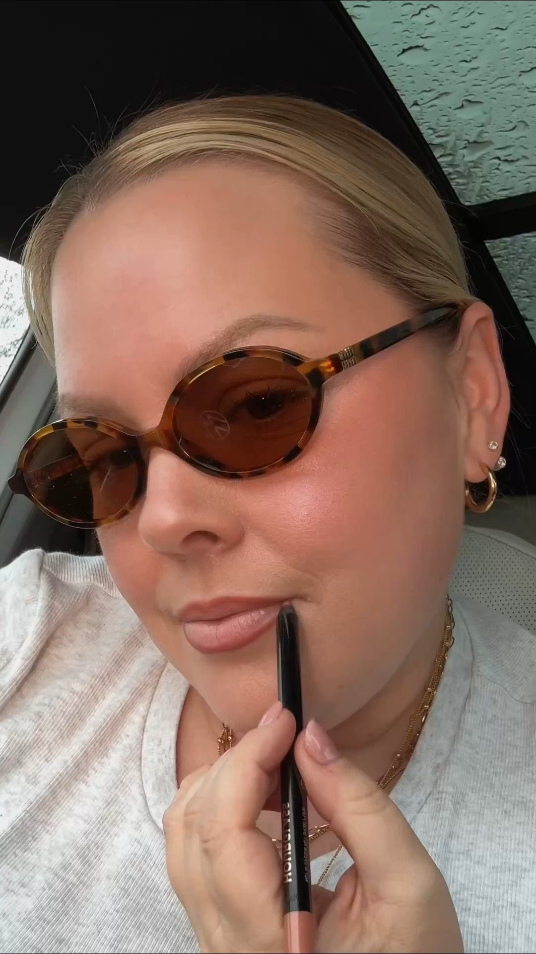 My summer lip combo (Rise and flaunt)

#LTKbeauty #LTKsummer