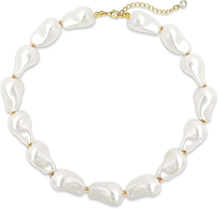 Amazon.com: Zeffy Baroque Pearl Necklace for Women Gold Vintage Chunky Dainty Irregular Large Fau... | Amazon (US)