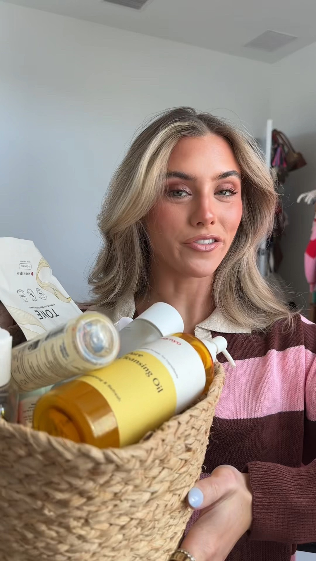 I’ve been saving my empties for the past couple months so let’s go through my trash 🤪 these are my favorite products and all worth a restock!  

#emptiesreview #empties #productempties #productemptiesthismonth #favoriteproducts 

#LTKgrwm #LTKFindsUnder50 #LTKBeauty