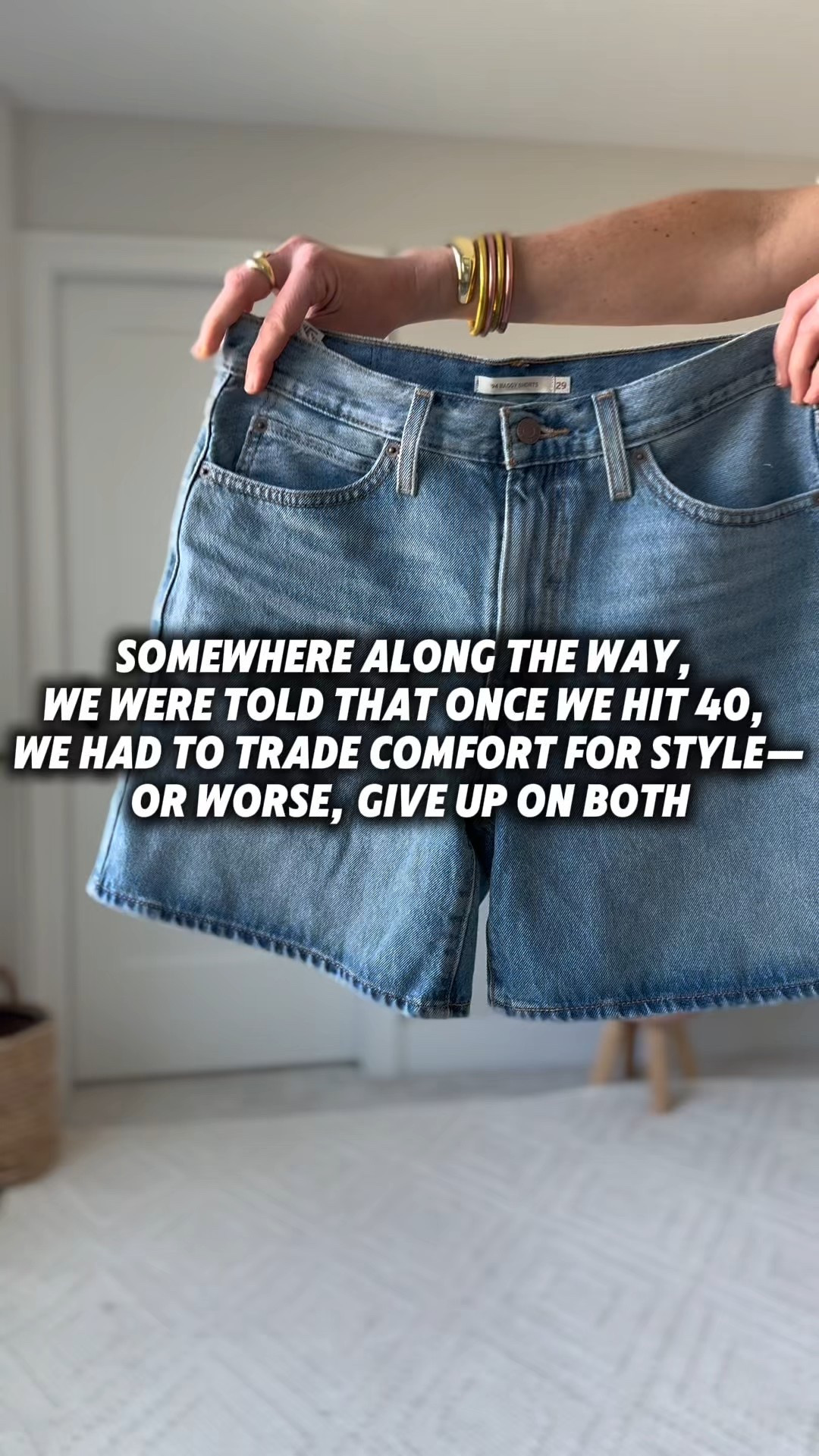 Somewhere along the way, we were told that once we hit 40, we had to trade comfort for style—or worse, give up on both.

But here’s the truth: You can feel beautiful, modern, and confident in shorts again.

These from @kohls: 
	•	Move with you, not against you
	•	Hit the right spot on your legs & your self-esteem
	•	Pair perfectly with whatever your day looks like—school drop-offs, soccer Saturdays, or a solo iced latte moment

#kohlspartner #kohlsfinds

#LTKActive #LTKOver40 #LTKSeasonal