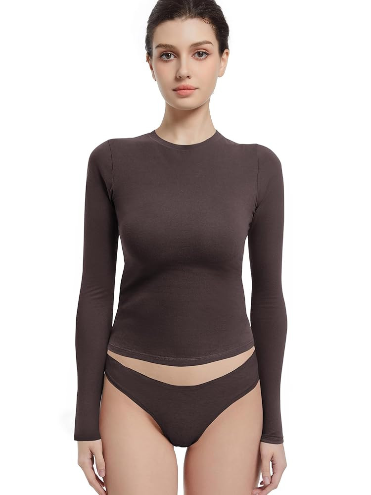 Long Sleeve Shirts for Women Crewneck Basic Tees T Shirts Fitted Crop Tops Y2k Going Out Tops | Amazon (US)