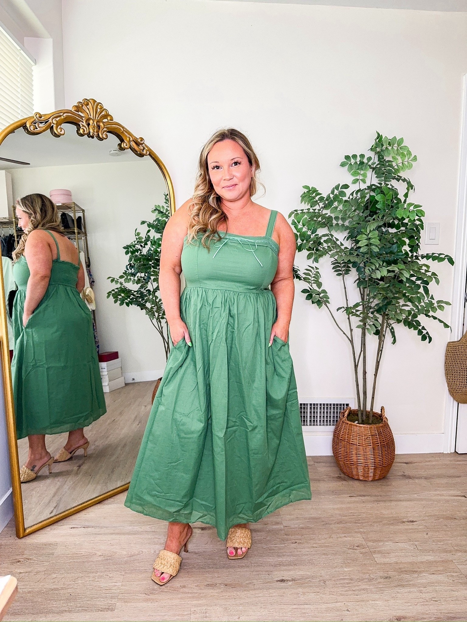 @abercrombie dresses are 25% off now!!

+ extra 20% off with stackable code AFLTK 




Summer outfits 2026, summer dresses, good deals, sale alert, maxi dress, reformation, affordable, shelli enright, stylenright

#LTKxAbercrombie #LTKSaleAlert #LTKootd