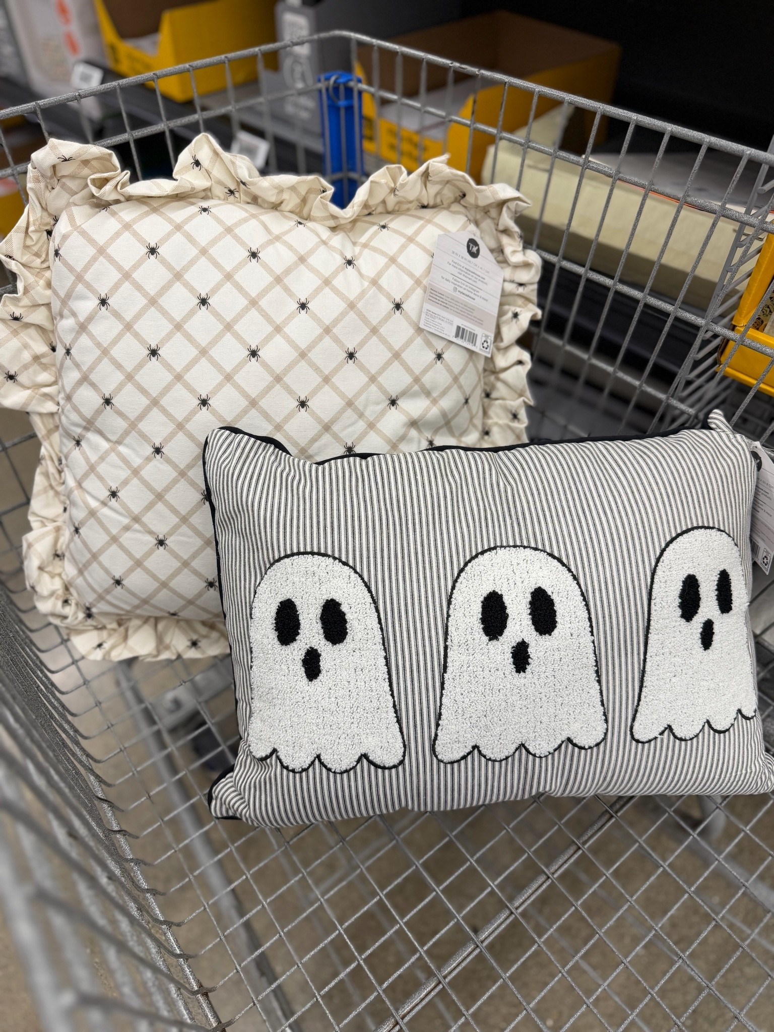 The cutest fall/Halloween and throw pillows from my Texas house at Walmart

#LTKSeasonal #LTKHome