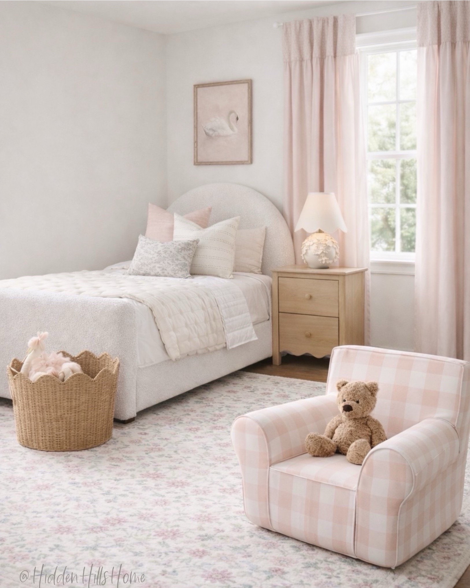 Girls bedroom decor mood board! Cute girls room design, home decor ideas, toddler girls room, bedding, home inspiration #girlsroom


#LTKSaleAlert #LTKHome #LTKKids