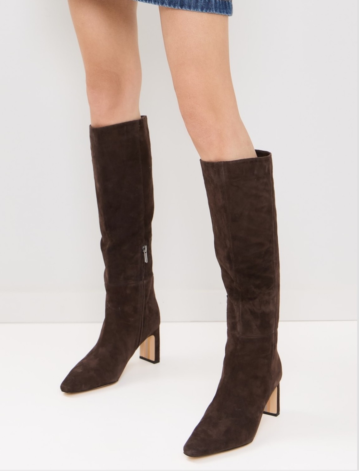 Fall Boots I’m loving in brown suede! 

#boots
#falloutfit
#suede

#LTKHoliday #LTKStyleTip #LTKSeasonal