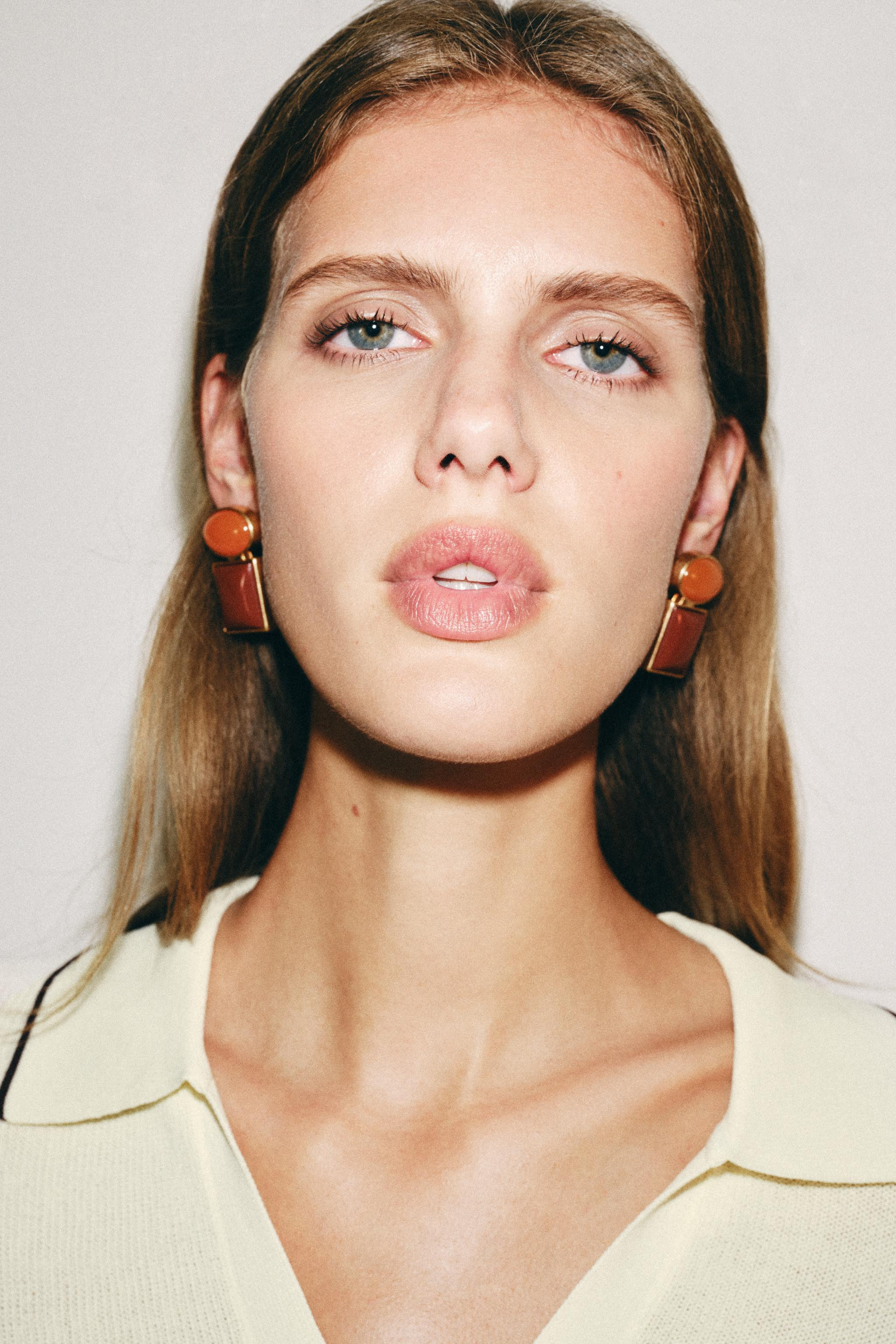 GEOMETRIC RESIN EARRINGS | Zara US