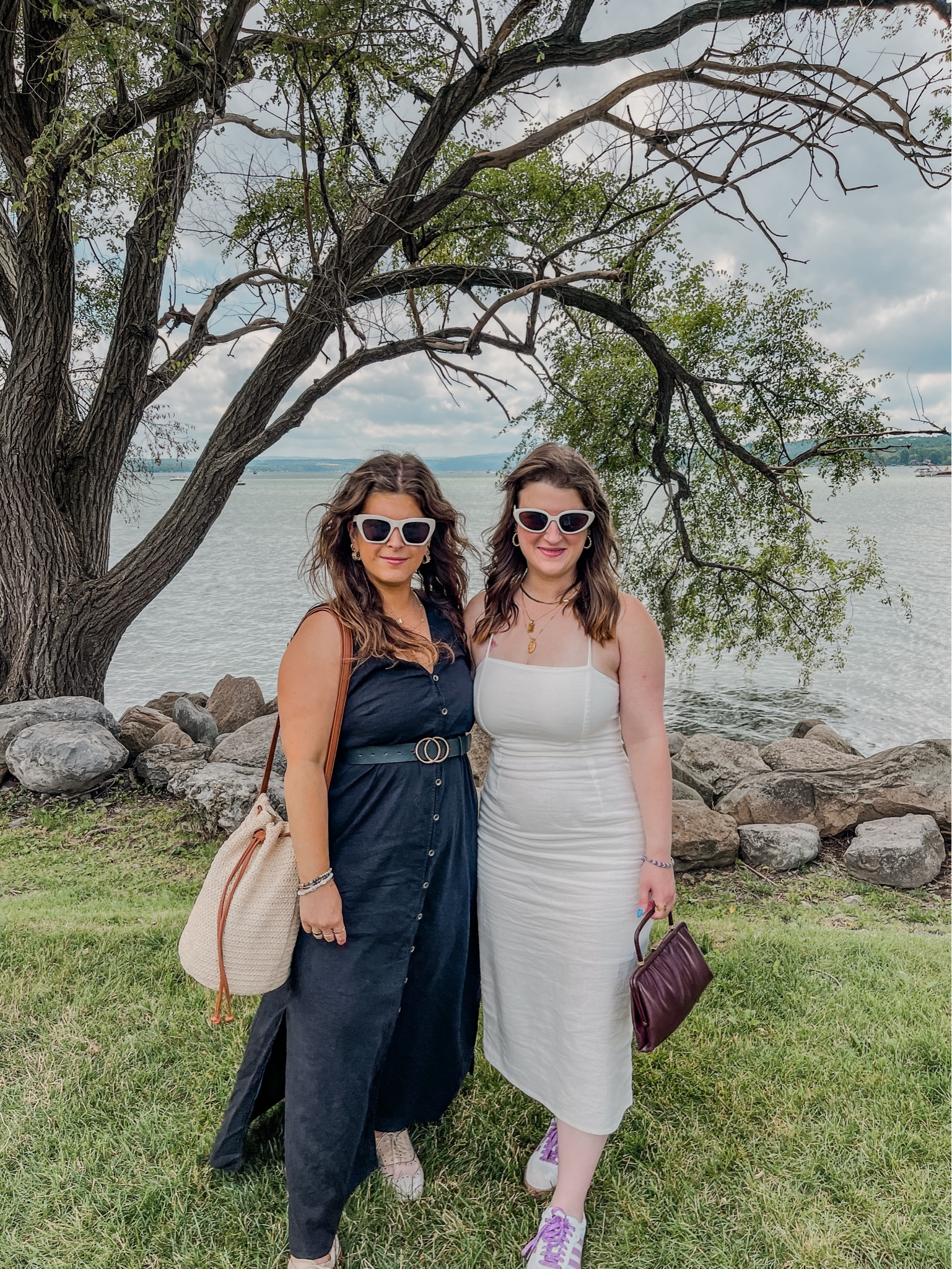 Linen dresses that are so easy to wear



#LTKSeasonal #LTKFindsUnder100 #LTKStyleTip