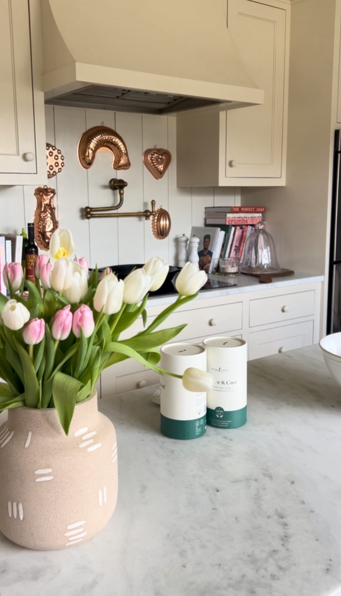 Spring in the kitchen. Kitchen details. 

#LTKdayinmylife #LTKHome