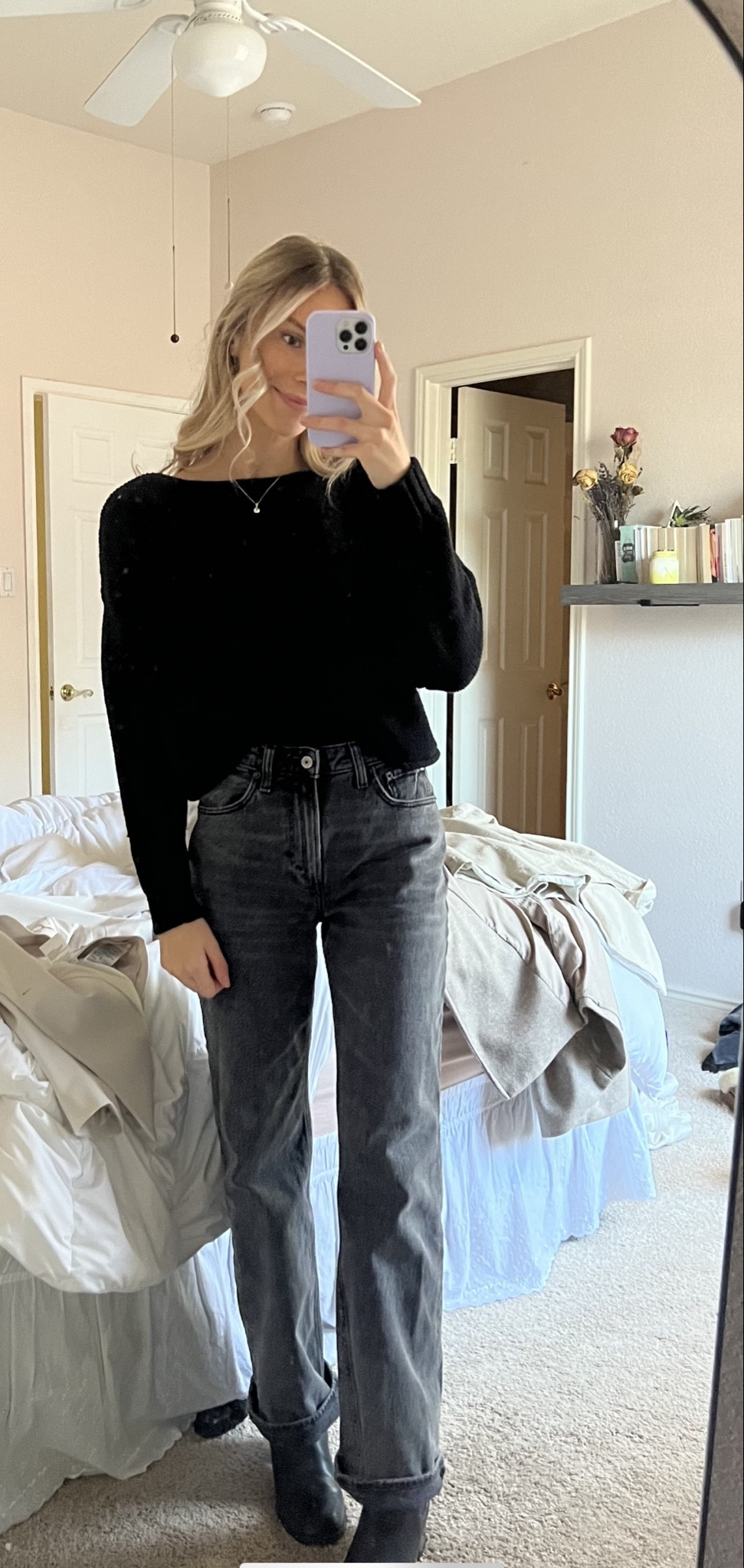 Straight leg black jeans 🖤