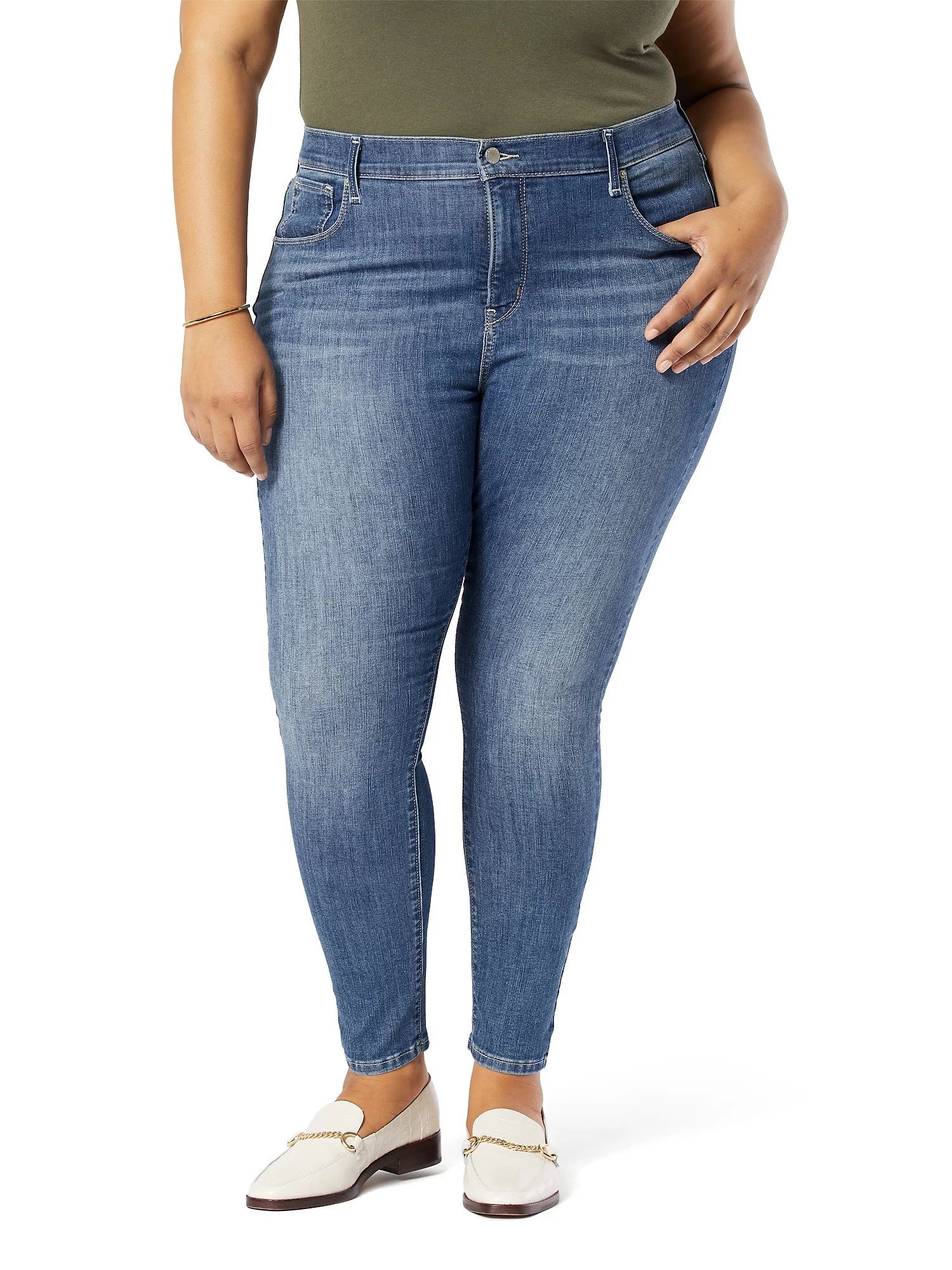Signature by Levi Strauss & Co. Women's Plus Simply Stretch Shaping High Rise Super Skinny Jeans | Walmart (US)