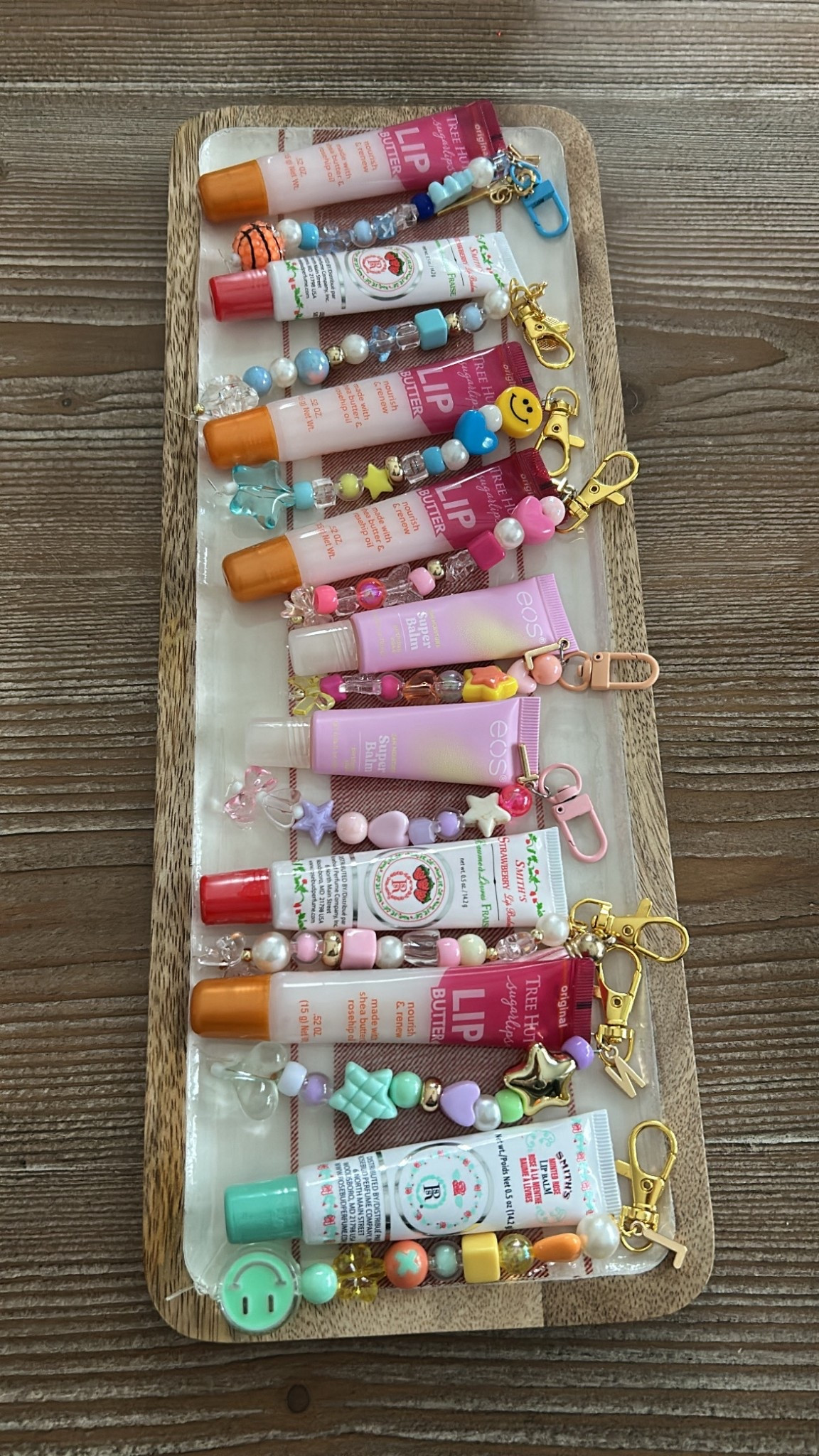 DIY lip gloss keychains! #diy #liposs

#LTKHoliday #LTKGiftGuide #LTKKids