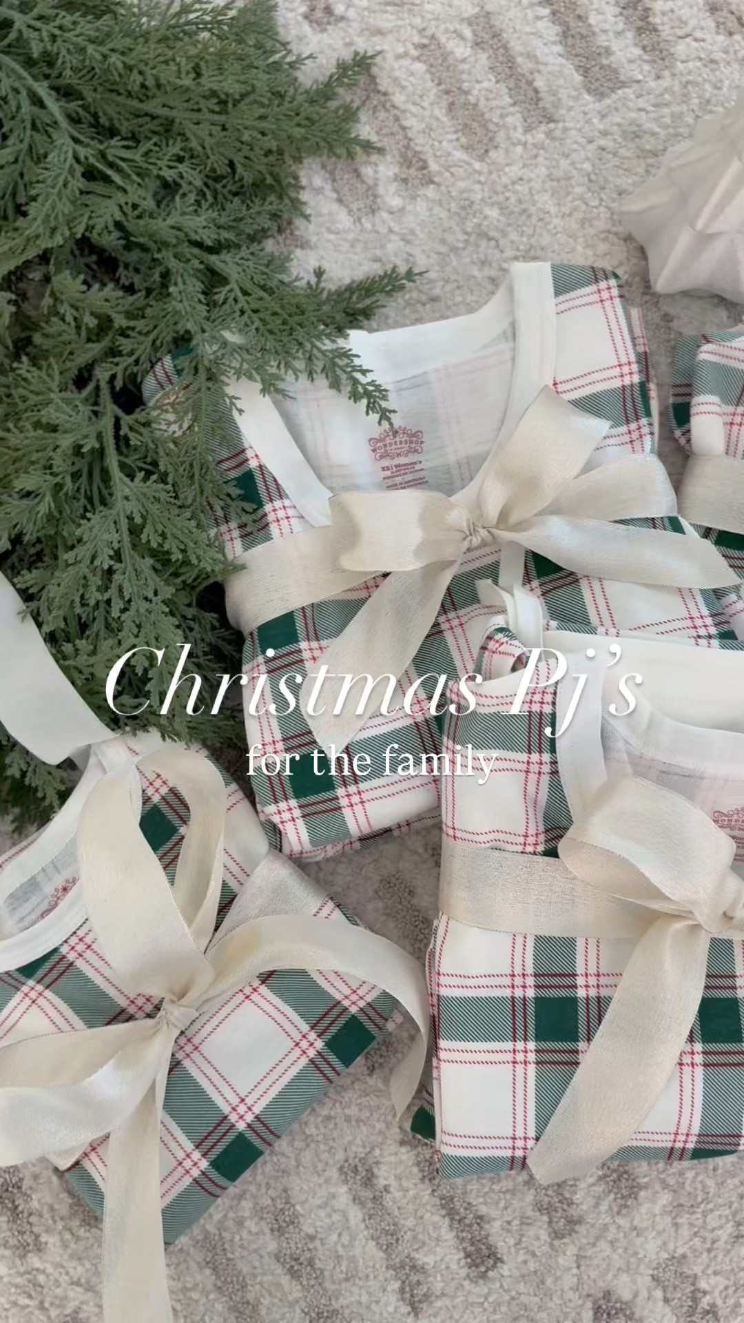 Family Christmas pajamas 30% off! 

they come in baby, big kids, men, women and also one for your fur baby!! ☺️🤍




#christmaspajamas #familypajamas #plaidpajamas ##matchingchristmaspjs #girlschristmaspjs #boyschristmaspjs #menschristmaspjs #womenschristmaspjs #ralphlaurenchristmas #classicchristmas



#LTKHoliday #LTKFindsUnder50