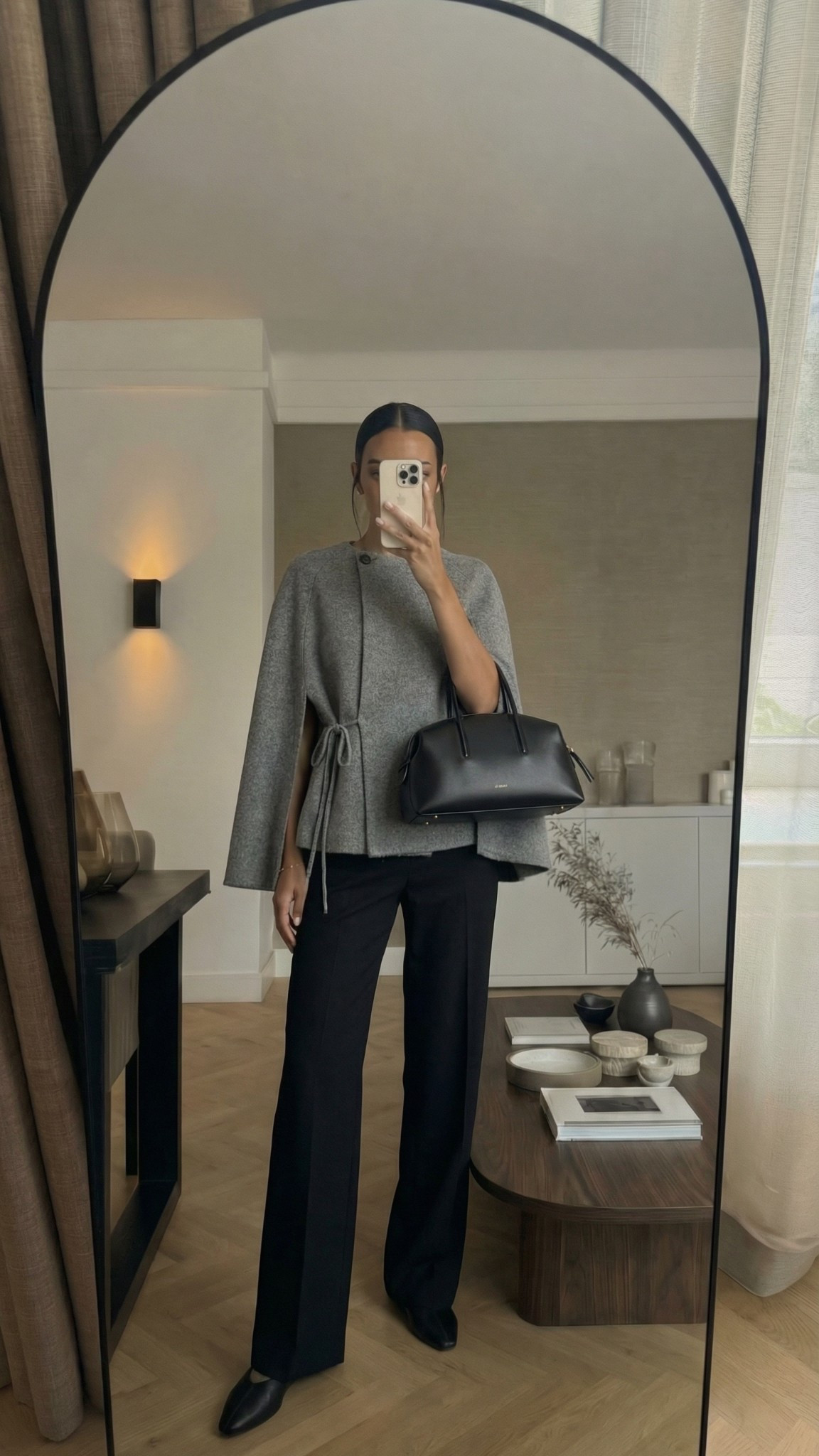 Grey cardigan outfit🩶

Tags: black trousers outfit, black bag outfit, black ballet flats outfit, workwear outfit, work outfit

#LTKdatenight #LTKeurope #LTKworkwear