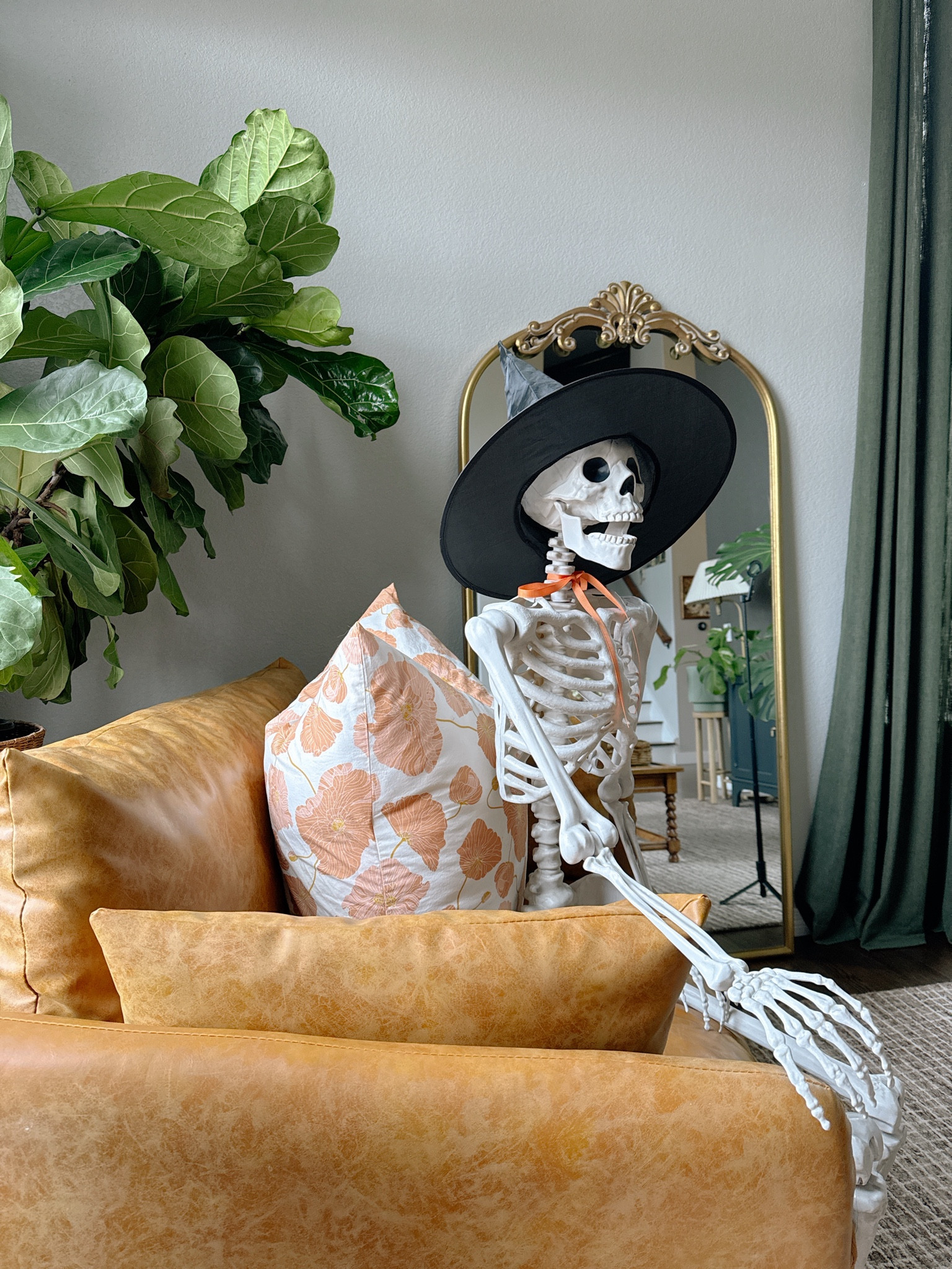 5 foot skeleton for only $35! Such a steal! 

#LTKHome #LTKSeasonal #LTKFindsUnder50