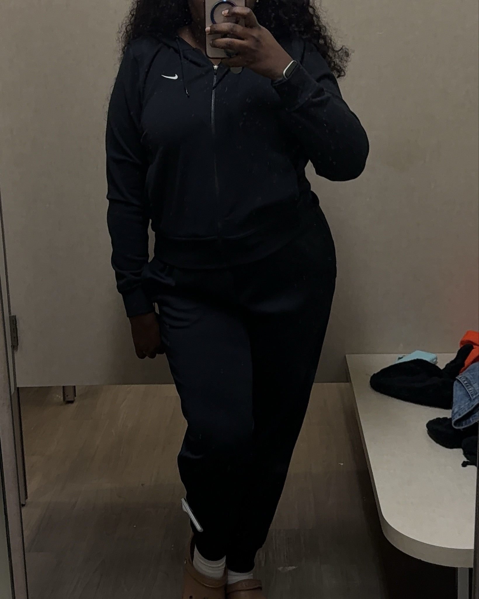 I came in for one thing and ended up in the Adidas section like it was my job 😩😂
But tell me why every single set was giving?! The colors, the fit, the COMFORT 🙌🏾
Perfect for errands, travel, chill days… all of it.

🖤 Black set = Nike (jacket + pants both Large)
💚 Emerald Adidas: Jacket (Medium – loved the fit!), Pants (Large)
Other Adidas sets: All Large

I didn’t even plan to try these on… now I’m over here picking favorites 👀

Shop the looks if you feelin’ ‘em 💅🏾

#MacysFinds #AdidasStyle #LTKTryOn #FallFits #MatchingSetMood

#LTKMidsize #LTKActive #LTKHoliday