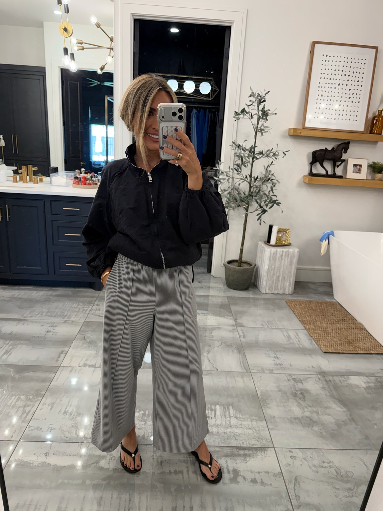 Obsessed with this set from Lululemon!

Lululemon set, activewear outfit, matching athleisure
 

 #LTKootd #LTKSeasonal #LTKOver40