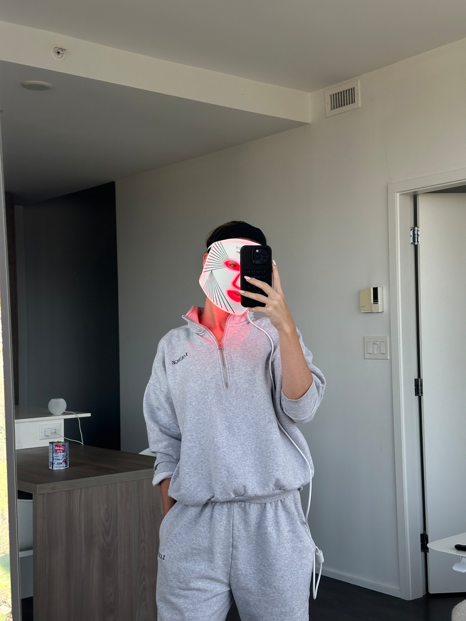 Red light therapy is in ❤️

#LTKbeauty #LTKsummer #LTKcanada