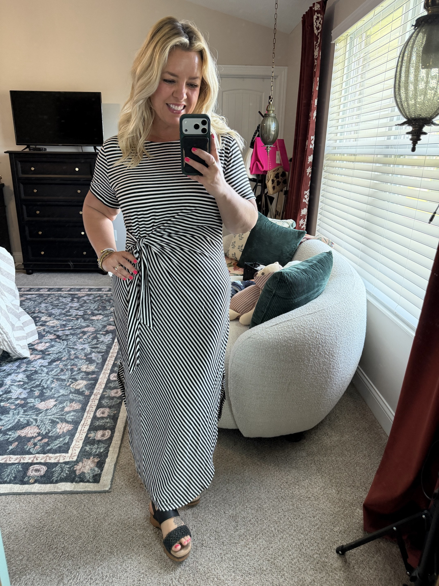 This maxi dress is crazy flattering, super soft & under $30 on Amazon 🤯 Wearing my true size large & I’m 5’2"

#LTKMidsize #LTKSaleAlert #LTKPetite