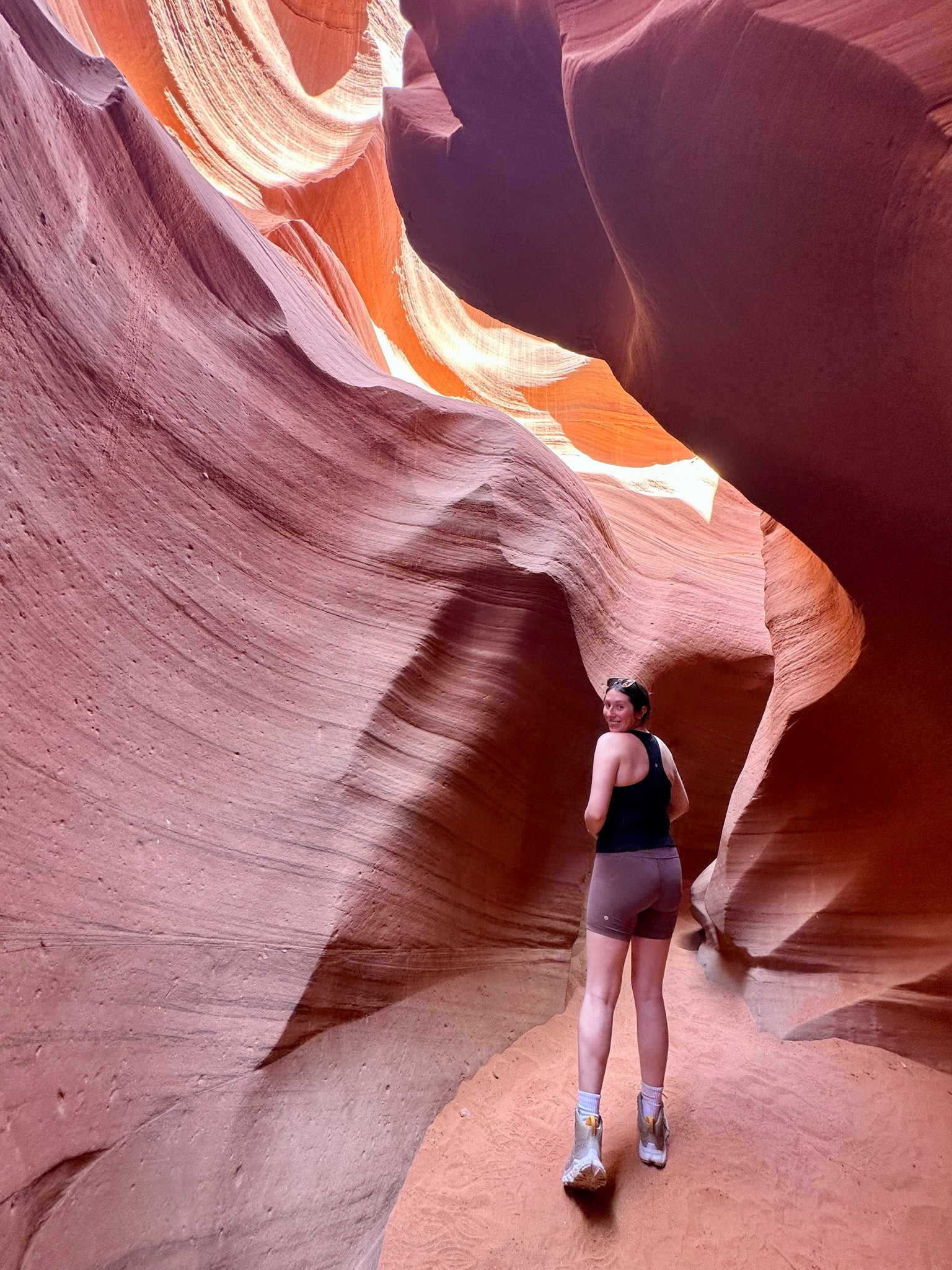 Most beautiful adventure in Antelope Canyon. Had to update my workout drawer for this trip and I am not regretting it. I always size up 1 in Lulu tops because I find they strangle the 🍈🍈 lol

#LTKtravel #LTKfit #LTKunder100