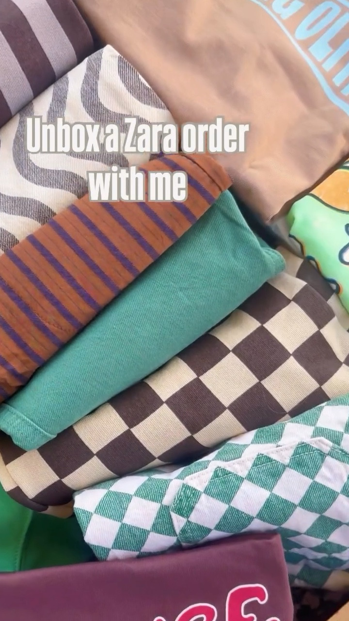 Guys, I couldn’t resist myself. It’s just too good
I’m living for these prints and colors 🤌🏼🤌🏼 @zarakids 

I’ve linked everything in my LTK in my bio 🔗🔗!