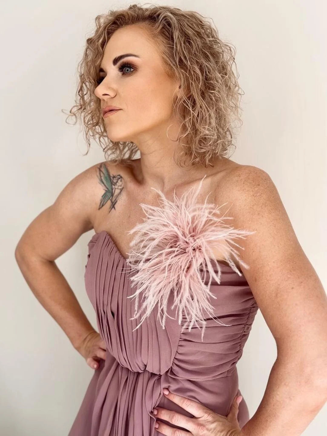 Large Feather Brooch, Ostrich Feathers Fascinator, Burlesque, 1920 , Fascinate , Modern Unique, S... | Etsy (US)