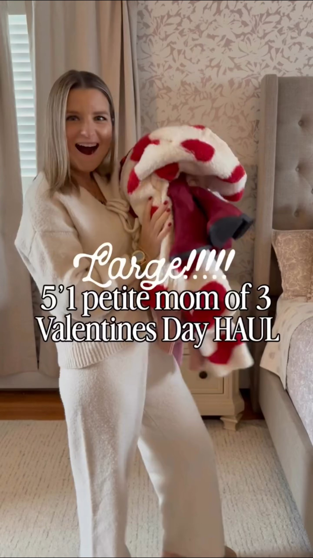 Obsessed, quite literally!! 💕 

Comment HAUL for a 🔗 

#petitefinds #vday #valentinesday #galentines #vdaysweater petite style winterlooks denim jeans petite jeans outfitinspo ootd