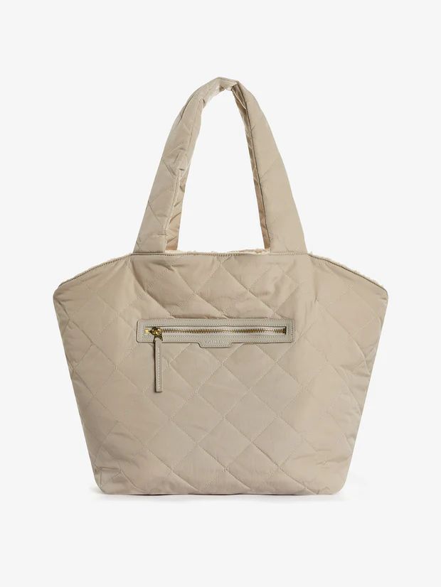 Amos Reversible Quilt Tote1 ReviewsTwo sides, one style. The Amos quilted tote is a reversible st... | Varley USA