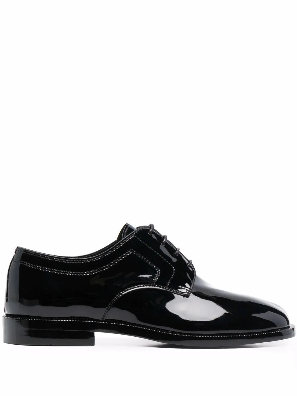 Maison Margiela Tabi patent-leather Brogues | Black | FARFETCH | Farfetch Global