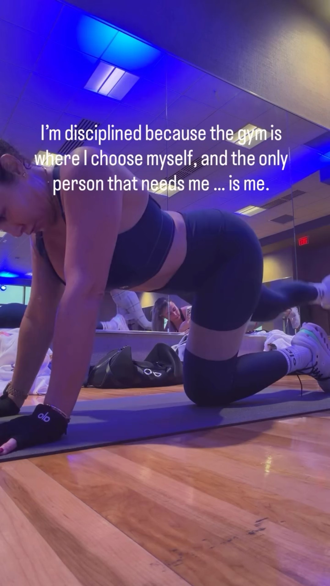 45 minutes of pure bliss 💪 

#GymTime #ChooseYourself #SelfCareRoutine #Discipline #strongwomen