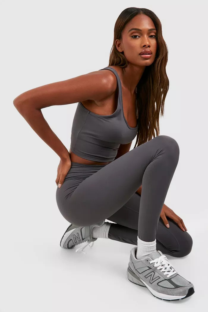 DSGN Studio Highwaist Supersoft Peached Sculpt Wrap Waist Legging | Boohoo.com (UK & IE)