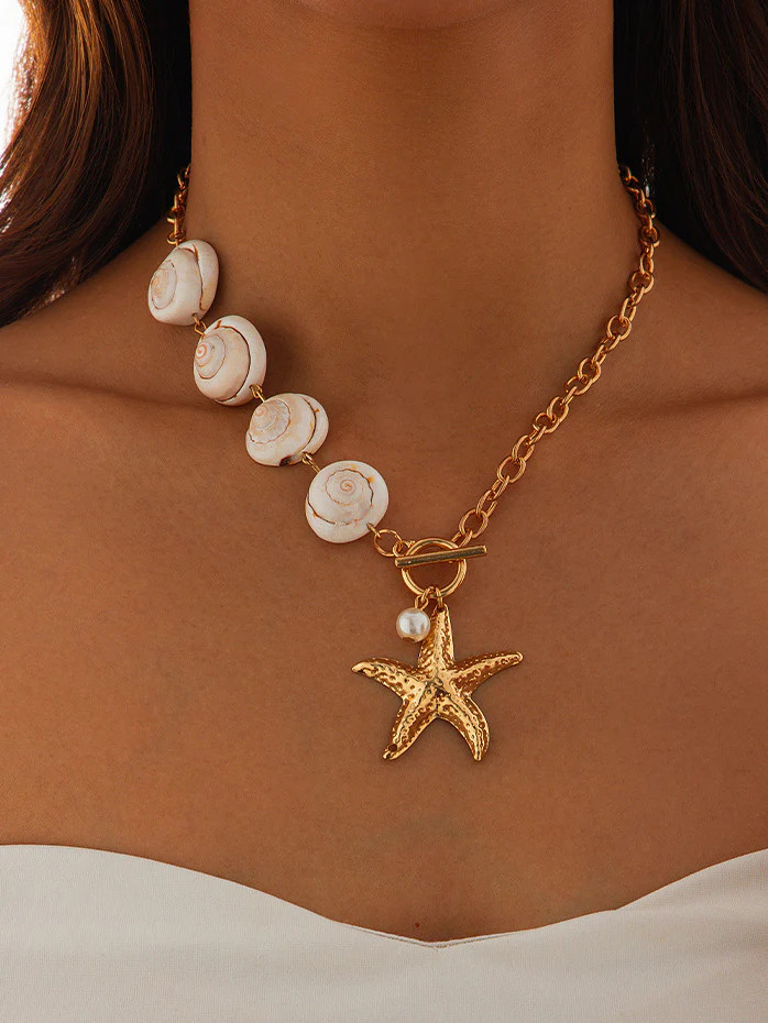 Seashell & Starfish Pendant Necklace | Commense