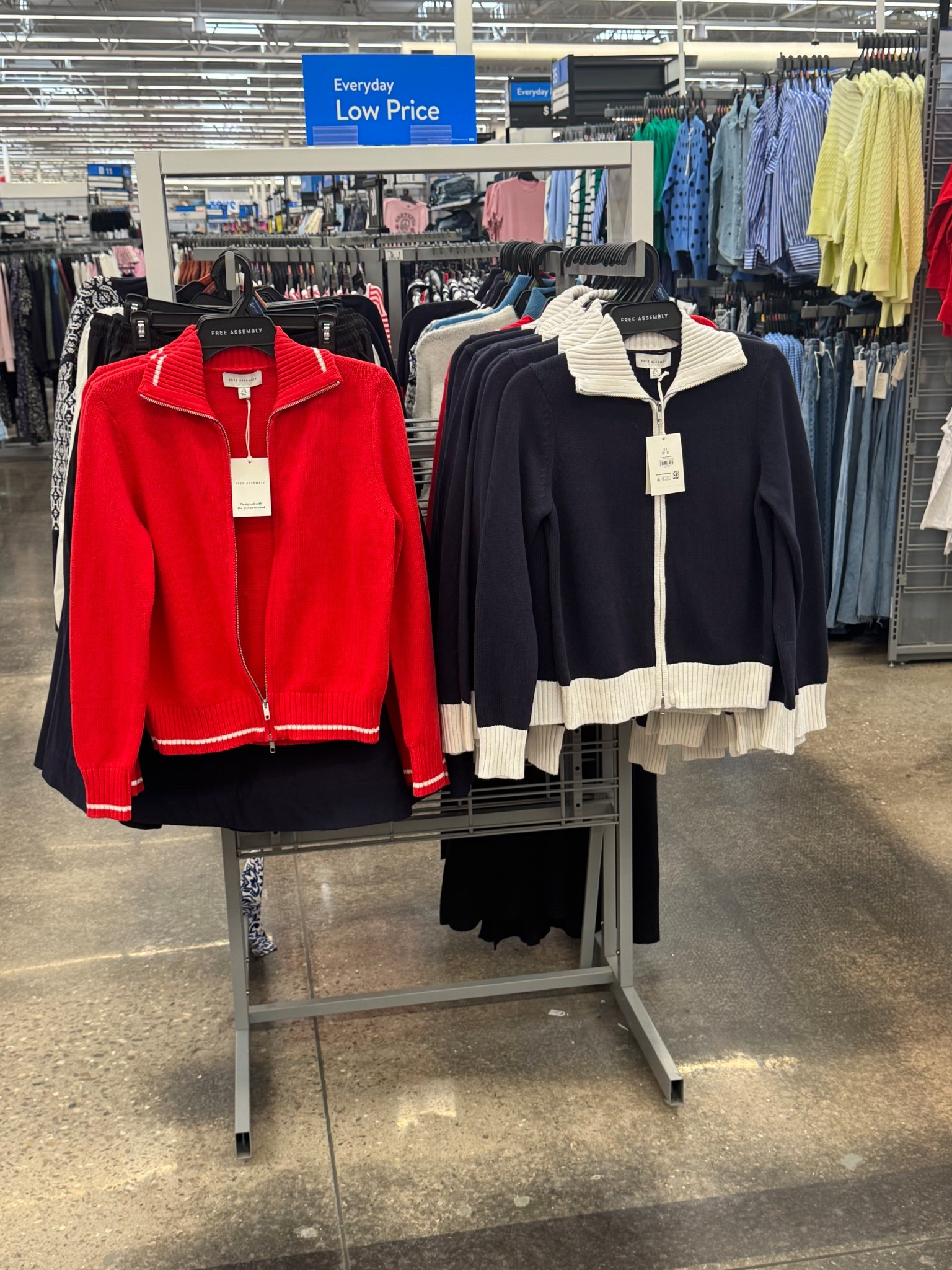 Wal-Mart Fashion ♥️💙

Wal-Mart// Wal-Mart Sweaters// Wal-Mart Fashion// Wal-Mart Style// Sweaters// Winter Fashion 

#LTKFindsUnder50 #LTKSeasonal