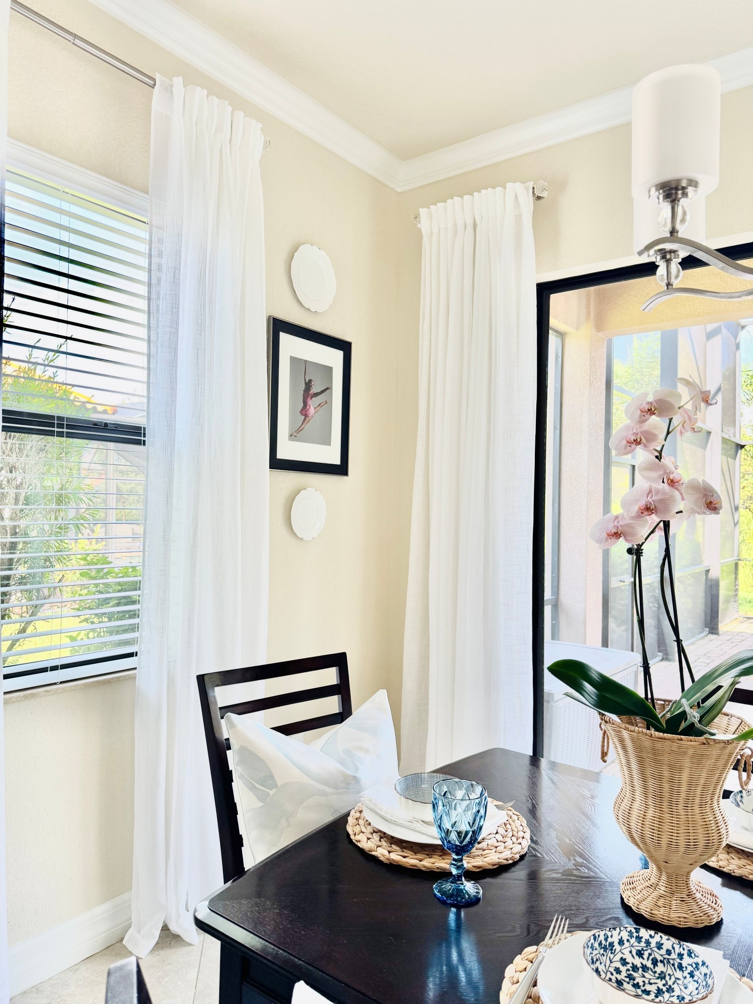 Amazon finds beautifully styled in our home!🩵🤍

Home Decor | Breakfast Nook | Curtains | Amazon Home 

#LTKHome #LTKFindsUnder50 #LTKFindsUnder100