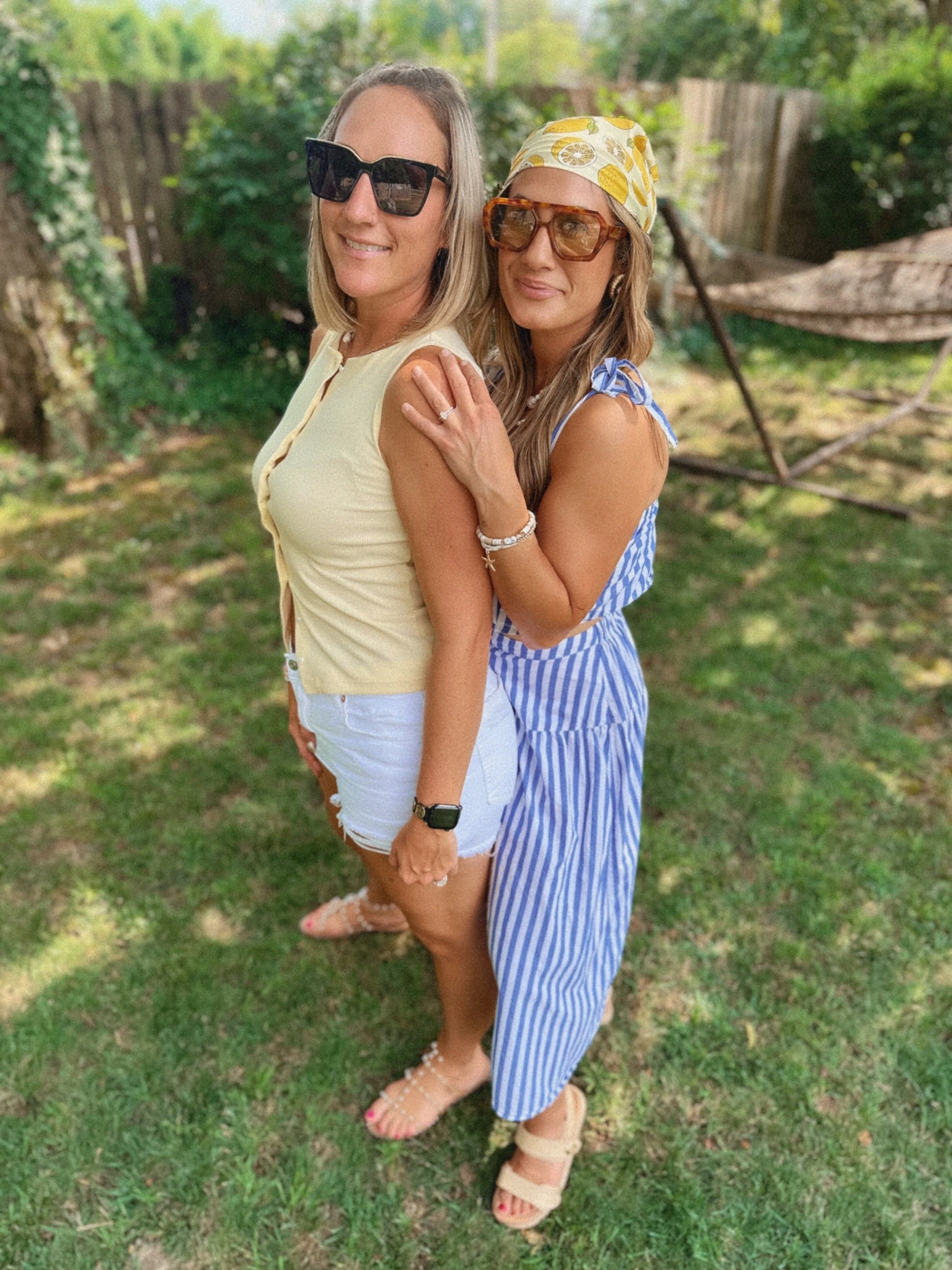 She’s giving Amalfi 🍋💙 but she’s on a budget.  Old Navy and Amazon euro summer faves 

#LTKFindsUnder50 #LTKSaleAlert #LTKSeasonal