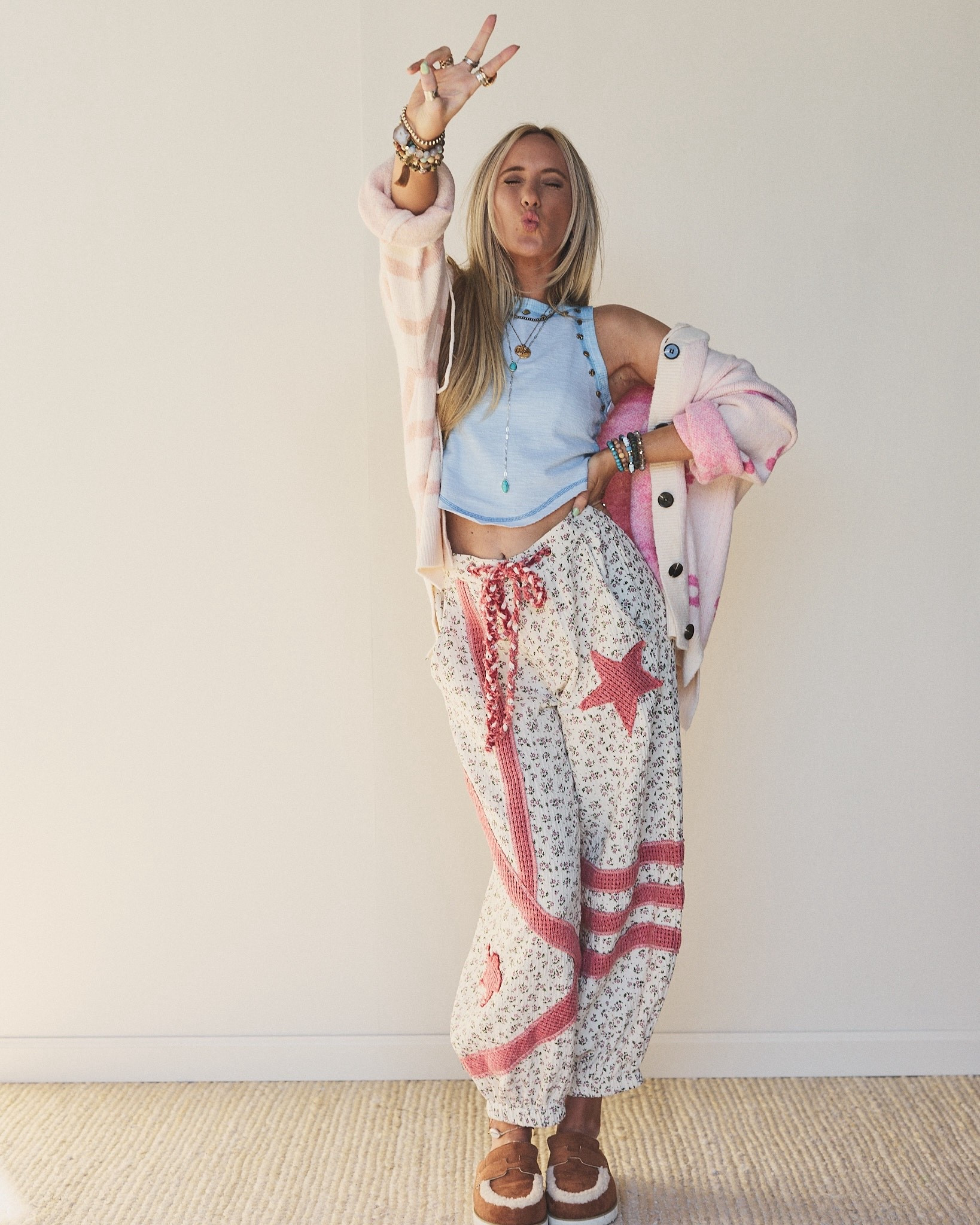 Shop the entire look as a bundle or separately! I'm in a small for reference! Runs true to size! 

#LTKmomlife