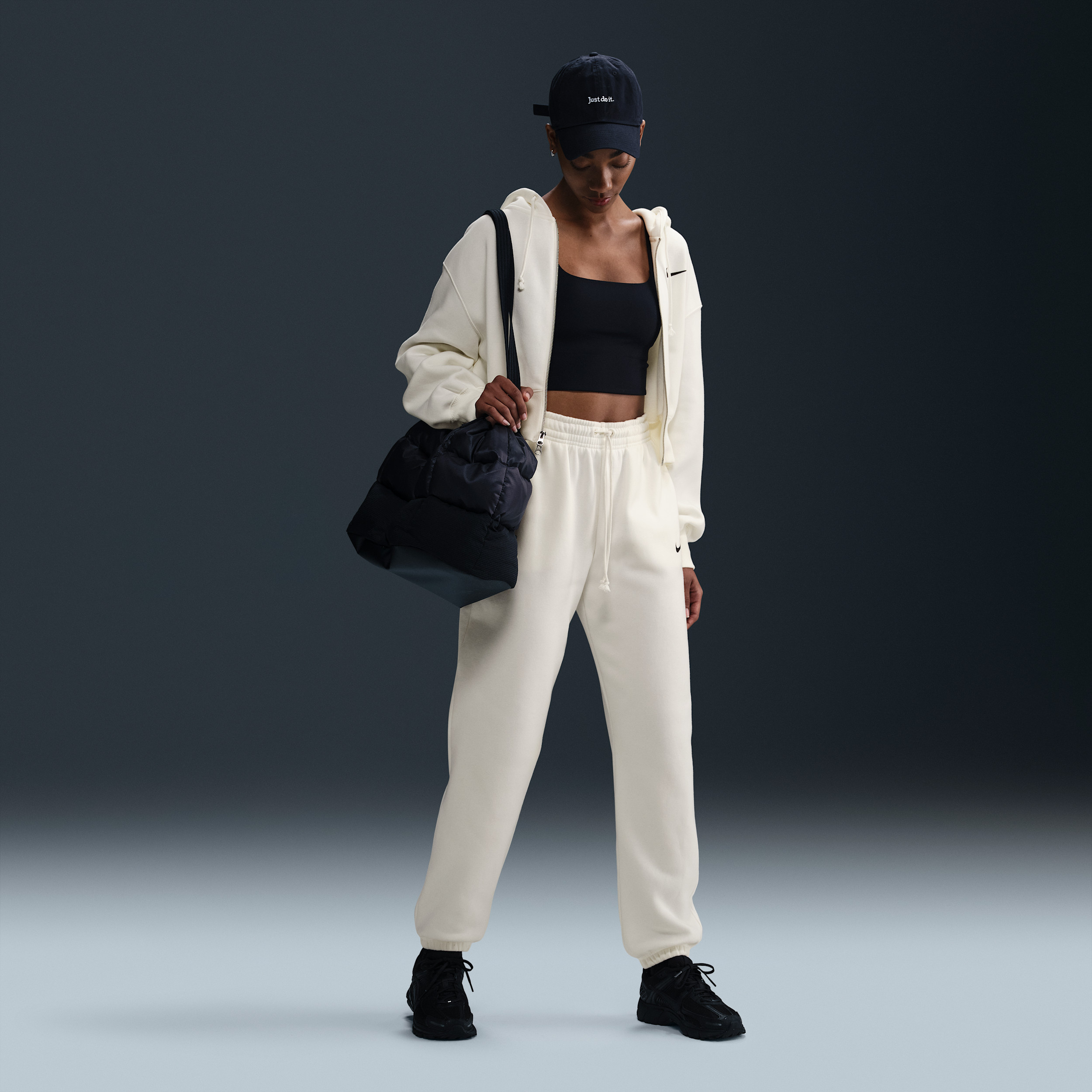 Women's Nike Sportswear Phoenix Fleece High-Waisted Oversized Sweatpants in White | FZ5996-133 | Nike (US)