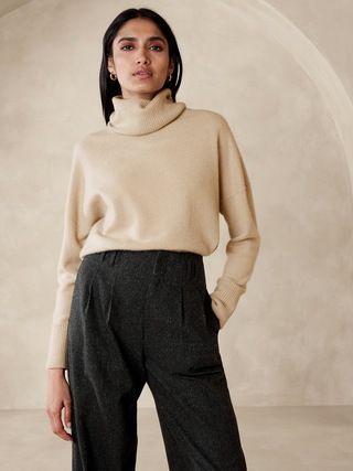 Astrid Softest Cashmere Turtleneck Sweater | Banana Republic (US)