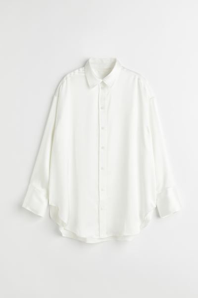 Oversized blouse | H&M (UK, MY, IN, SG, PH, TW, HK)