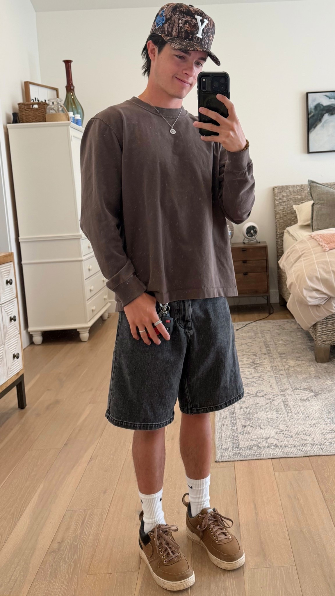 Got this fit from Hollister!! Also I’m finally starting to wear my Carhartt AF1s!🔥

#LTKWorkwear #LTKMens