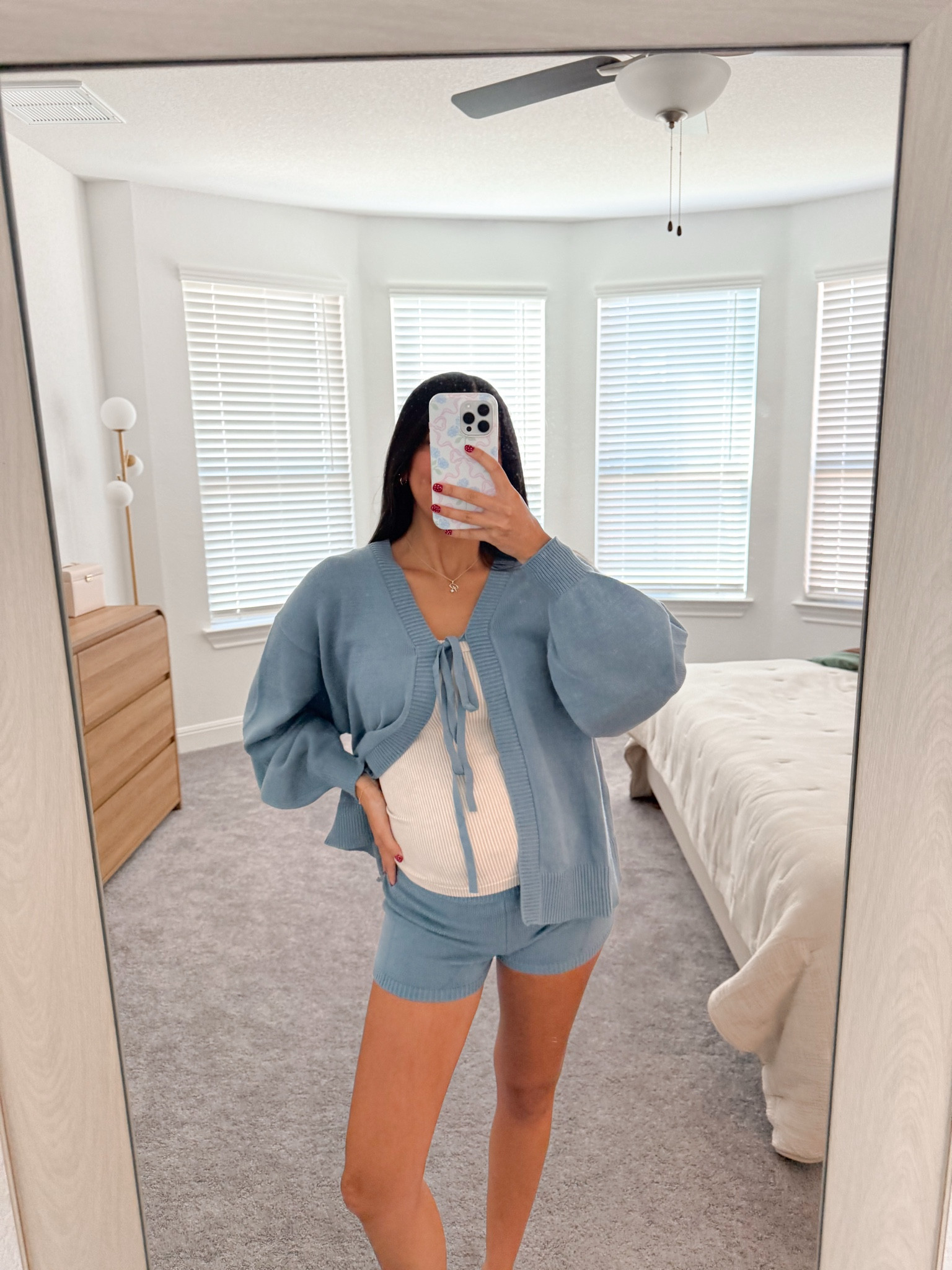 Set from @shopheylovely on insta (wearing a size small) 